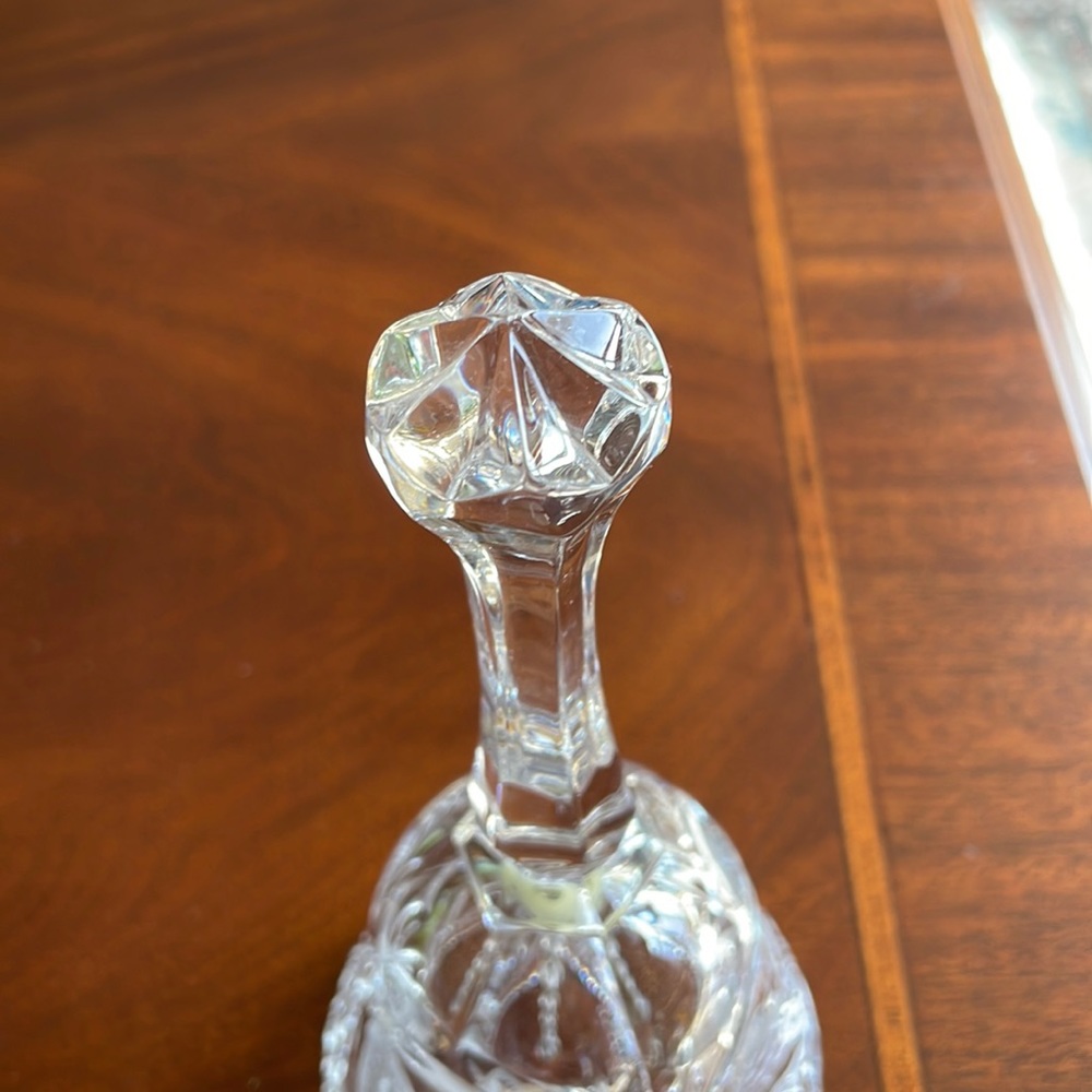 Hofbauer Byrdes crystal cut to clear red bell - Picture 6 of 8